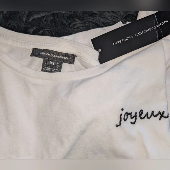 NWT FRENCH CONNECTION White Cotton T Shirt Joyeux SIZE MEDIUM - Picture 6 of 6